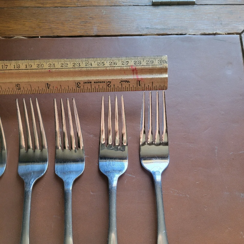 Cambridge MADISON SATIN Stainless Flatware Set Of 5 Dinner Forks 7-1/2
